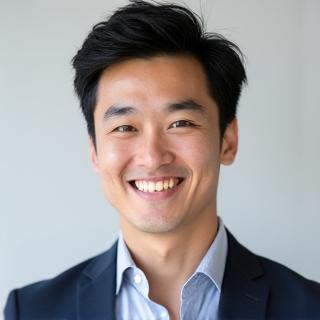 小林 亮太の顔写真